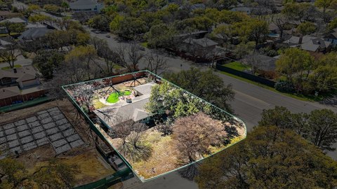 Prime Dallas Corner Lot