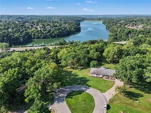 Residential Land in Platte Hills