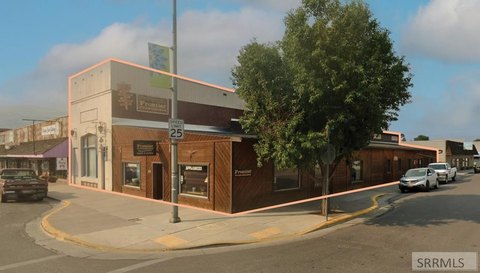 Retail Business in Downtown Salmon