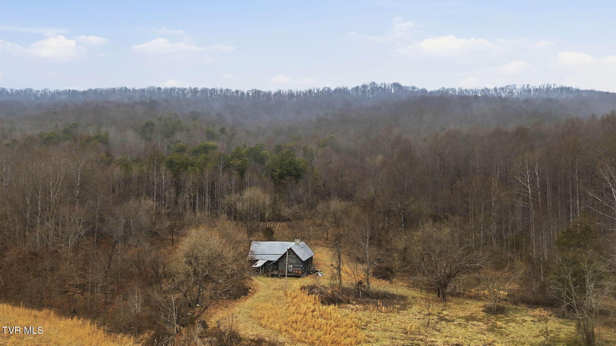 Unrestricted Acreage in Sneedville, TN