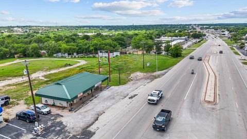 Commercial Land with Retail Lease