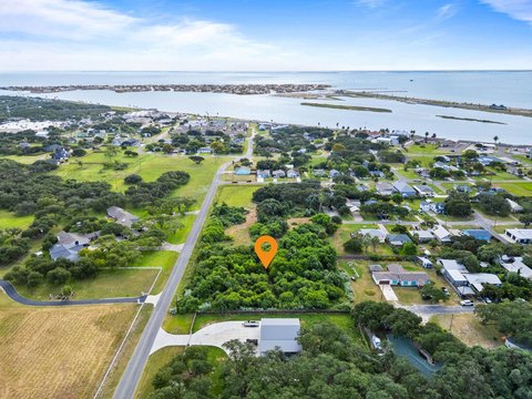 Land, ROCKPORT, TX