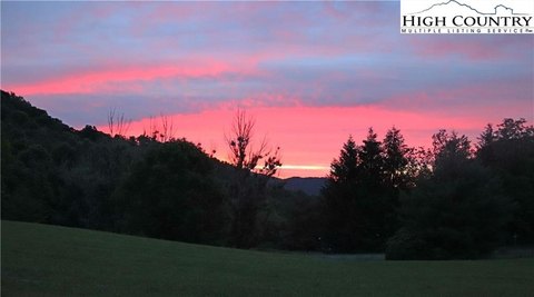 Land with Foscoe Valley View