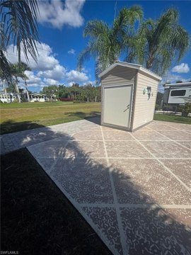 Upgraded RV Site in Naples