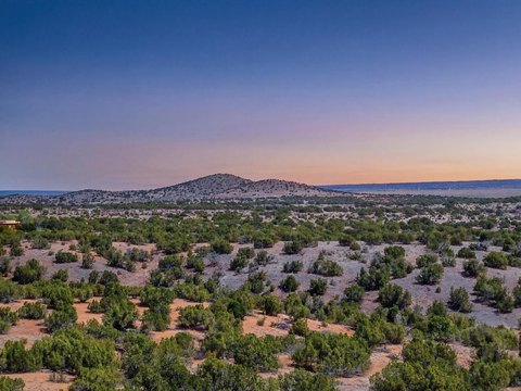 LAND - Santa Fe, NM