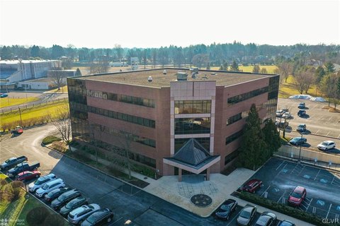 Furnished Executive Suites in Lehigh