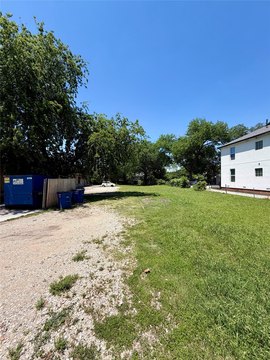 East Dallas Oversized Land Lot