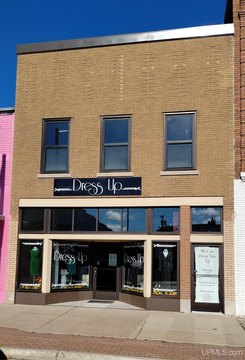 Escanaba Boutique with Income Potential