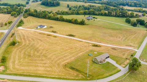 Land, Albany, KY