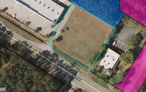 Commercial Lot in Glynn Place