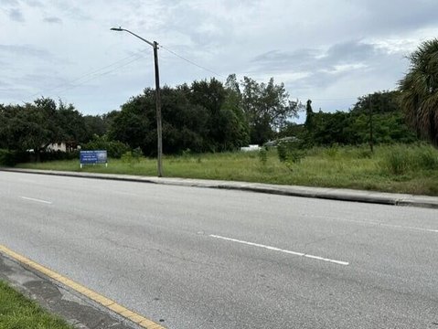 Commercial Land