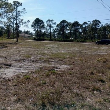 Oversized Lot in Lehigh Acres