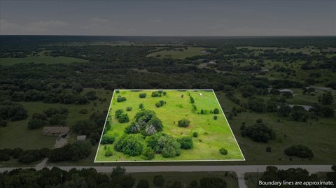 Horse-Friendly Residential Land
