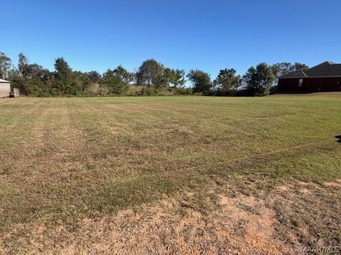 Land, Deatsville, AL