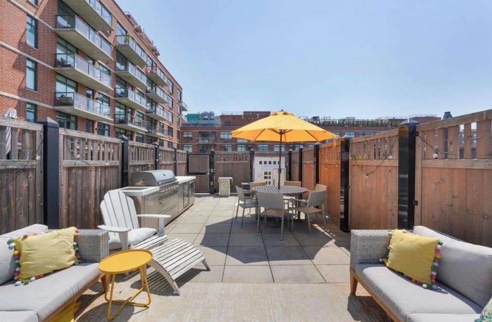 Hudson Tea Roof Terrace
