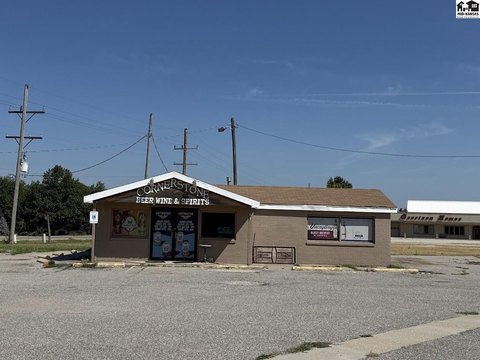 Corner Retail Building with Cooler