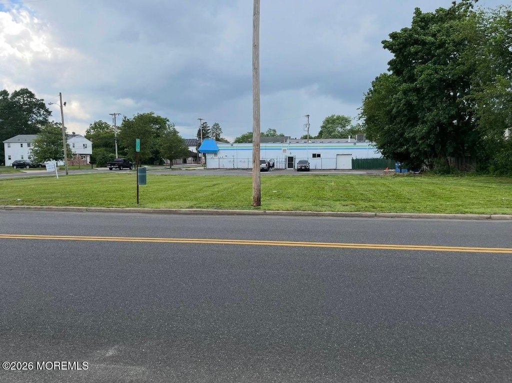 112 Center St, Lakehurst, NJ 08733