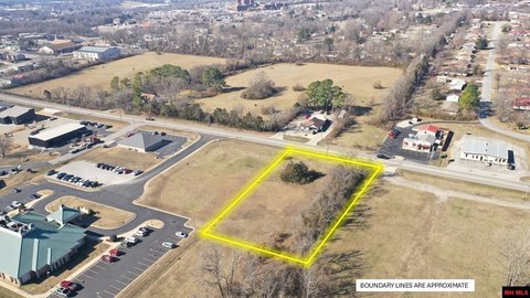 Commercial Lot in Mountain Home