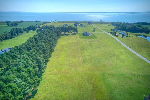 Land, CHINCOTEAGUE, VA