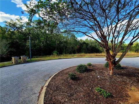 Residential Land in Cul-De-Sac