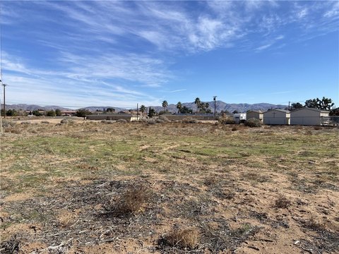 Land, Apple Valley, CA