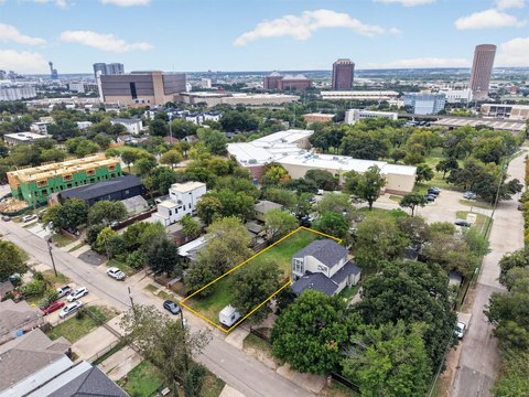 Land, Dallas, TX