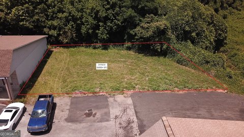 Commercial Lot in Clarkesville Plaza