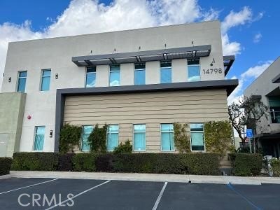 Upgraded Ground-Level Office Suites