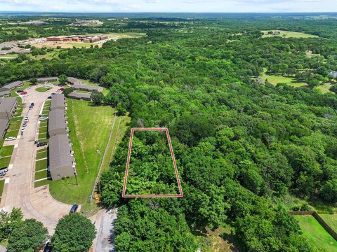Residential Lot in North Denison