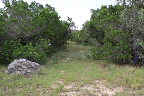 LAND - Mico, TX