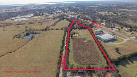 Land with Pond in Kemp