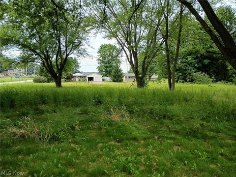 LAND - East Canton, OH