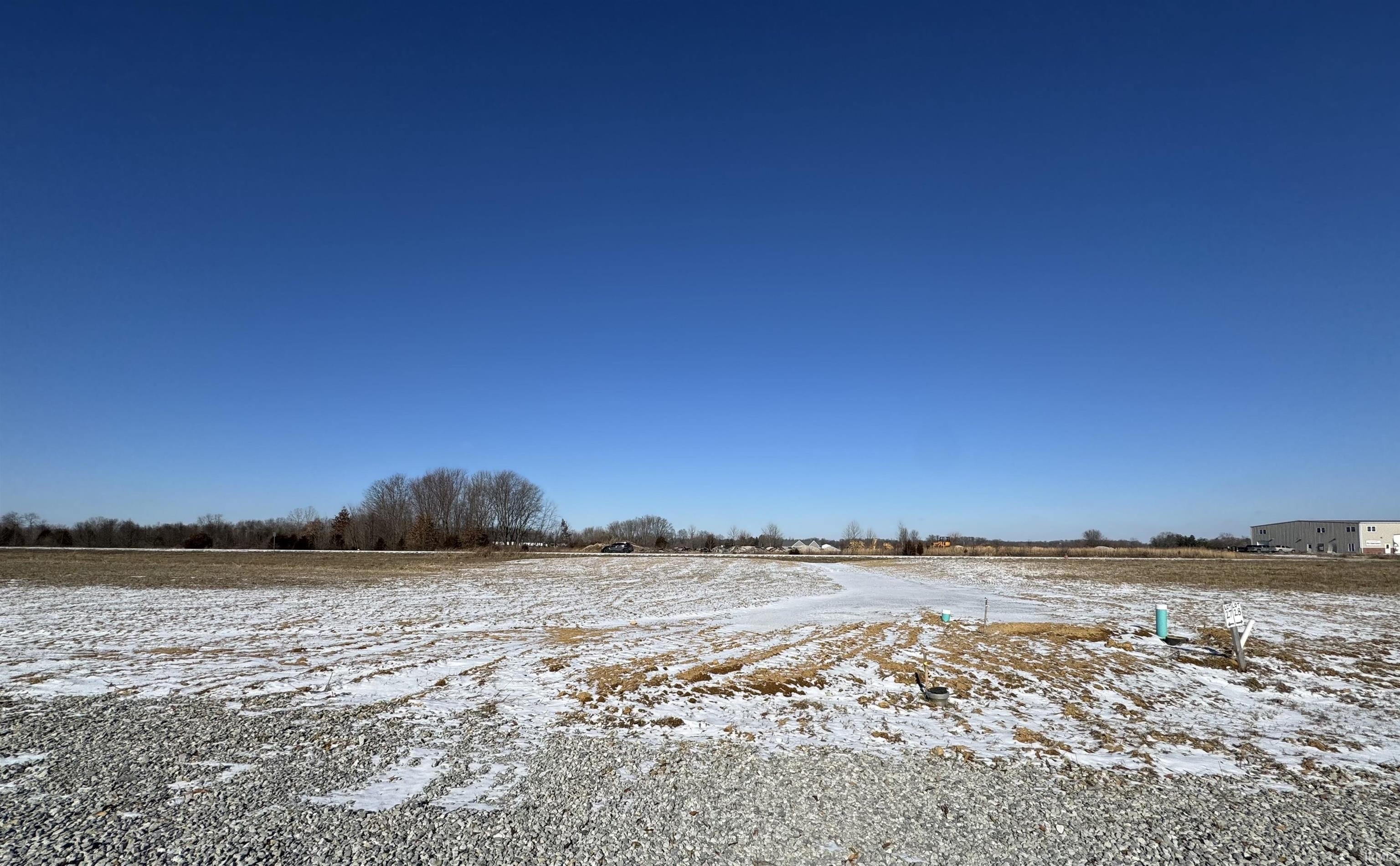 Residential Land in Mitchell, IN