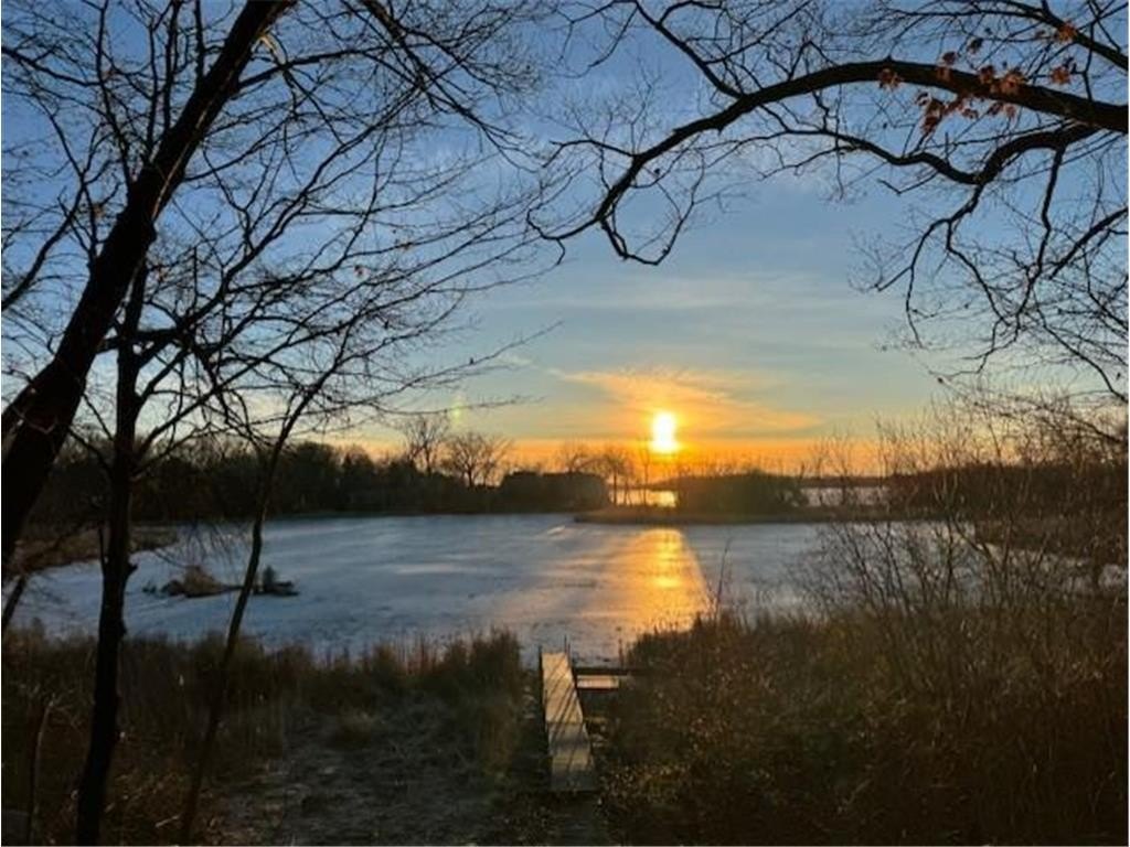 Lake Minnetonka Area Wooded Lot