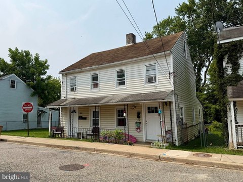 Rented Duplex Income Property