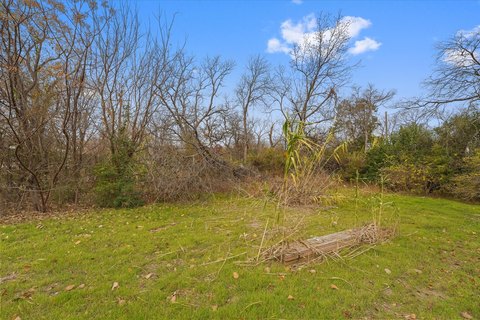 Commercial Land with Major Thoroughfare Frontage