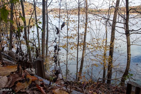 Boone Lake Waterfront Land
