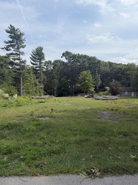 Land, Muskegon, MI
