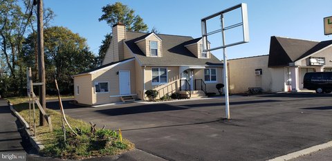 LEVITTOWN, PA Office Space