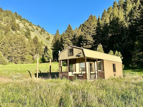 Recreational Land with Off-Grid Cabin