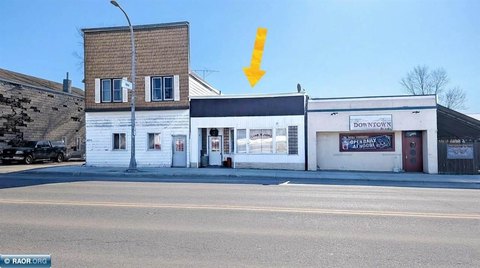 Gilbert Commercial Building with Potential