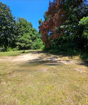 LAND - Hattiesburg, MS