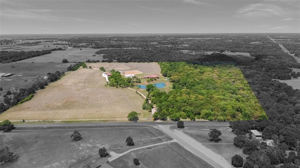 Blum, Texas Farm/Ranch Estate
