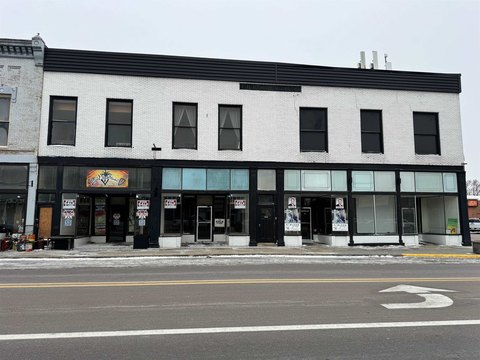 Two-Story Commercial Building in LeMars
