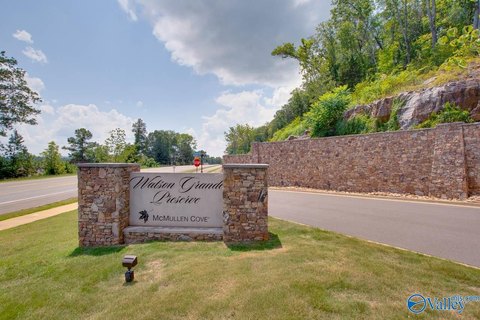 6.8 Acre Estate Lot