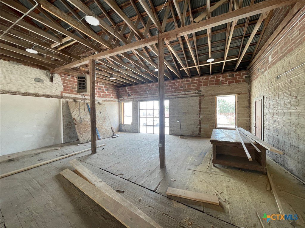 Picture 19