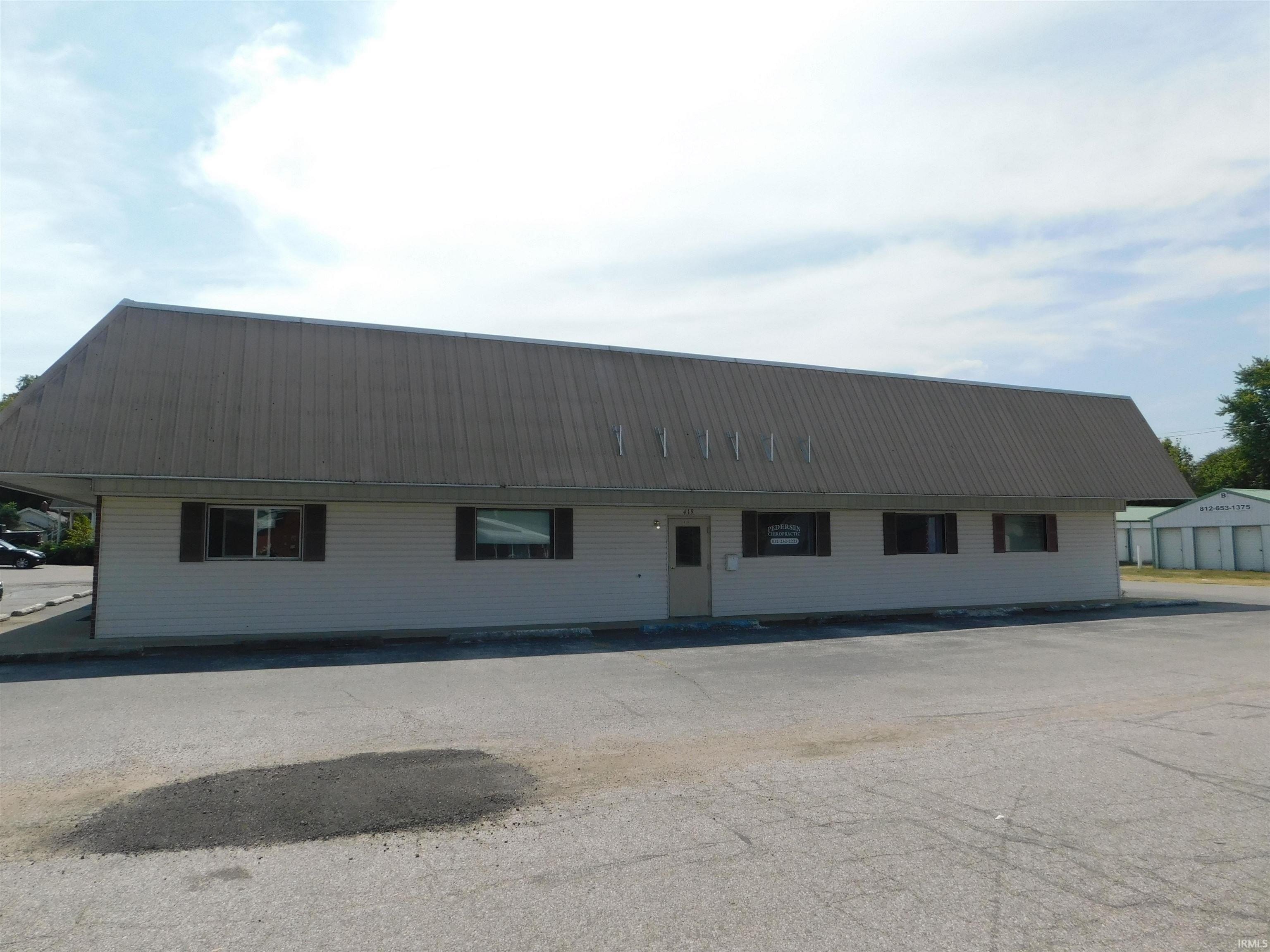 Mixed-Use Property in Paoli, Indiana