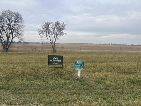 Lots & Acreage, Sun Prairie, WI