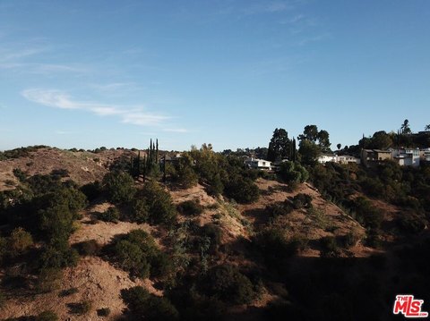 LAND - Sherman Oaks, CA
