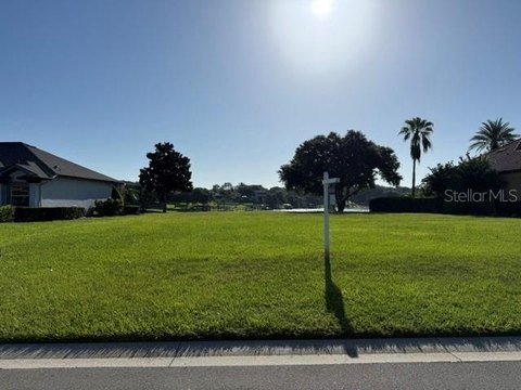 Land, OAKLAND, FL